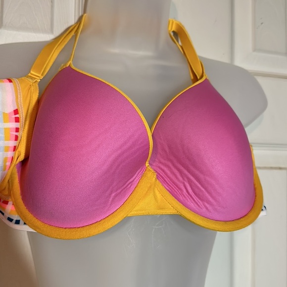 PINK Victoria's Secret Yellow Wear Everywhere T-Shirt Lightly Lined Bra 36D - Picture 14 of 16